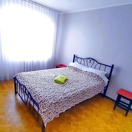 Apartment คีชีเนา ภายนอก รูปภาพ