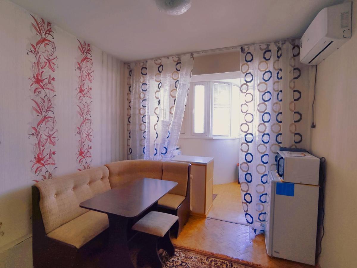 Apartment คีชีเนา ภายนอก รูปภาพ